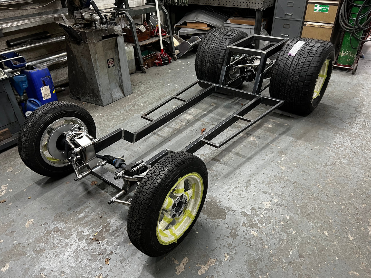 Prostreet Chassis for Ford Pop