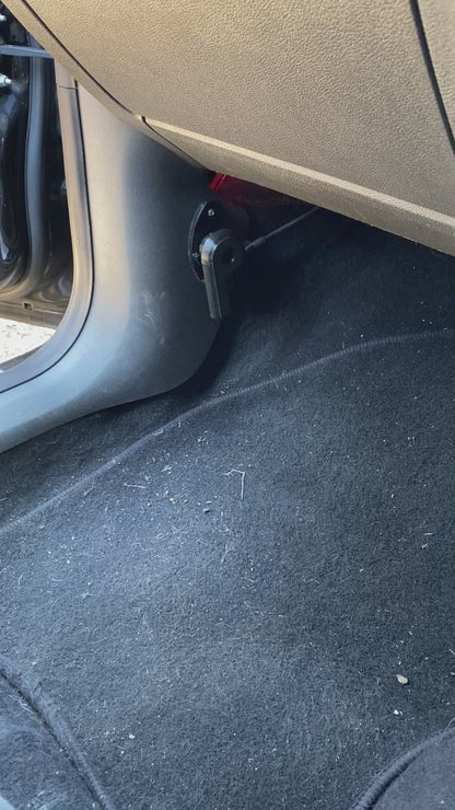 Bonnet Catch Conversion Kit for Focus Mk2 v2